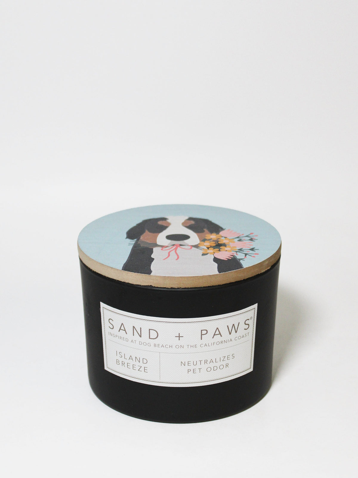 Sand + Paws Island Breeze 12 oz scented candle