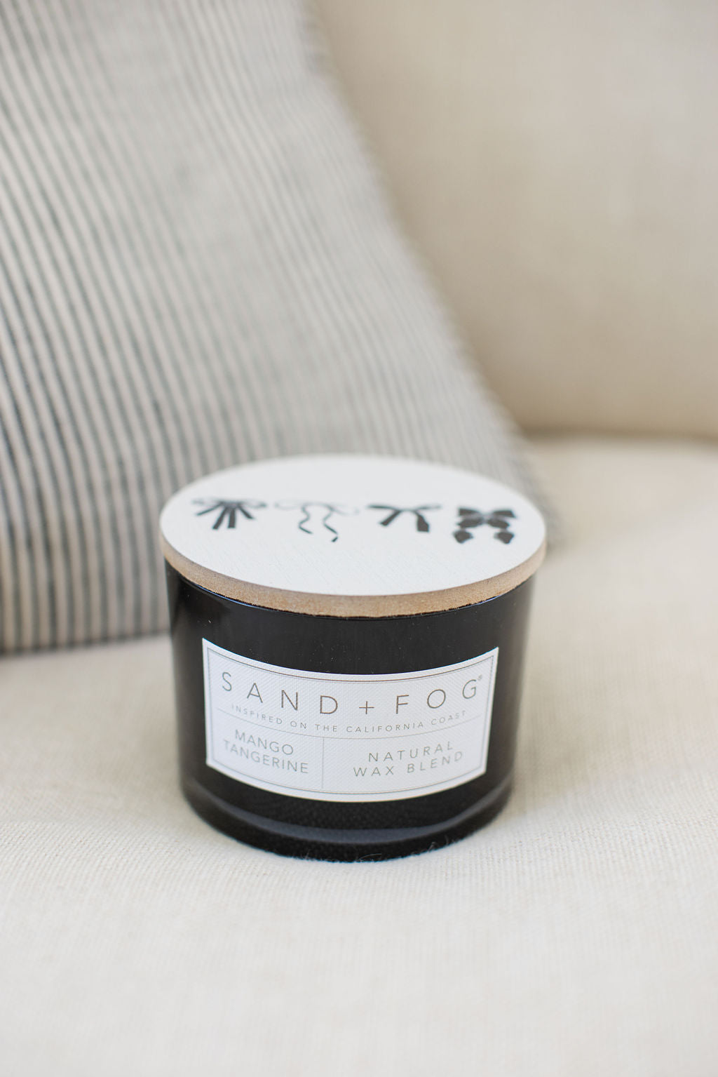 Mango Tangerine 12 oz scented candle